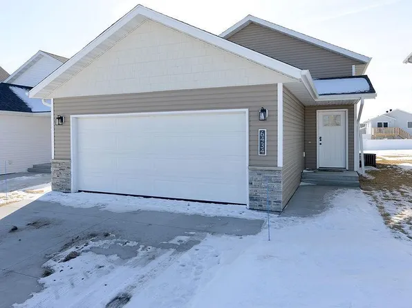 6434 82nd Ave S, Horace, ND 58047