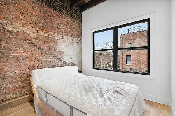 Rented by Compass | media 5