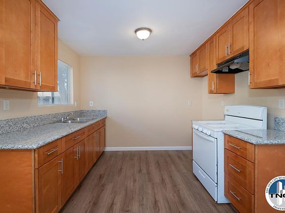 5th image of 610 N Pasadena Ave APT 6
