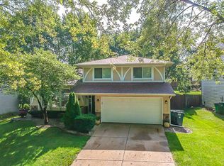 4225 98th St, Urbandale, IA 50322