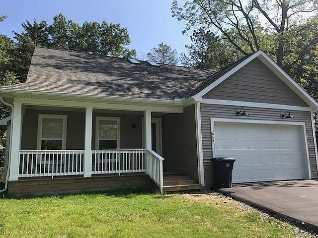 1st image of 668 Kuehnle St