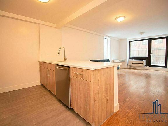 3rd image of 44 E 132nd St #2BB
