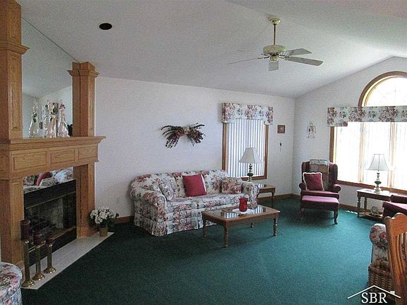 4th image of 5101 Loganberry Dr