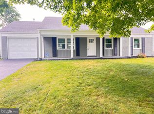 11 Garrison Cir, Willingboro, NJ 08046