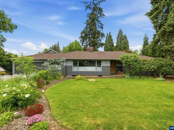 2530 Sharon Way, Eugene, OR 97401