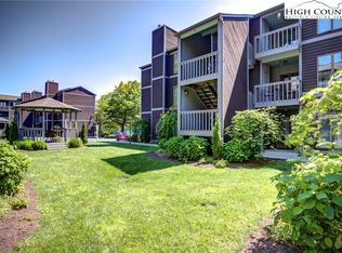 176 Royal Oaks Dr UNIT 122, Blowing Rock, NC 28605