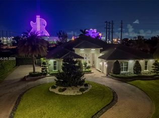 Sterling Ranch, Davie, FL 33314