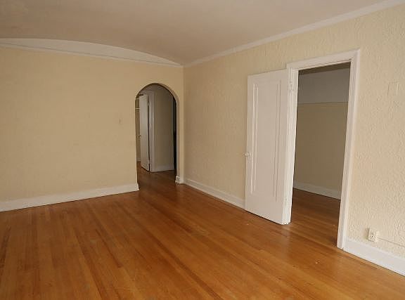4th image of 536 W Arlington Pl APT 312