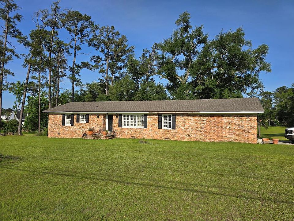 1st image of 3921 Cat Creek Rd