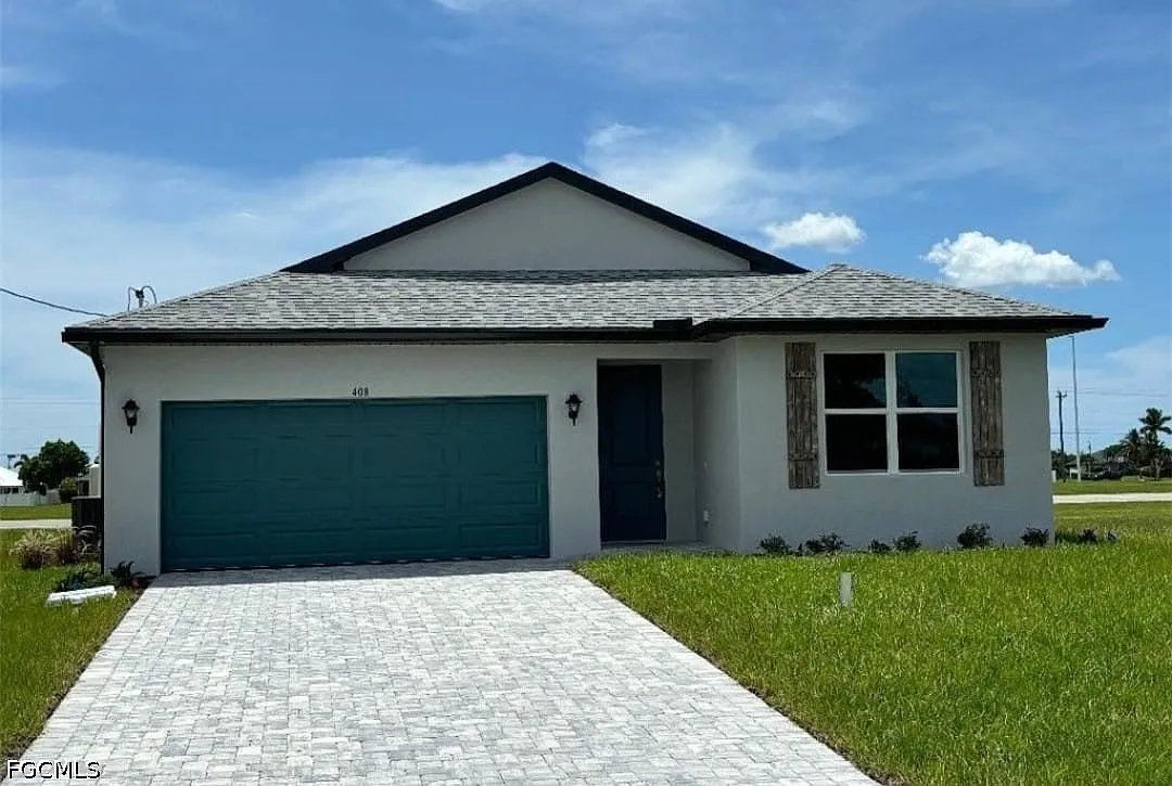 3 bed, 2.0 bath, 1427 sqft, $2,200 — Photo 1