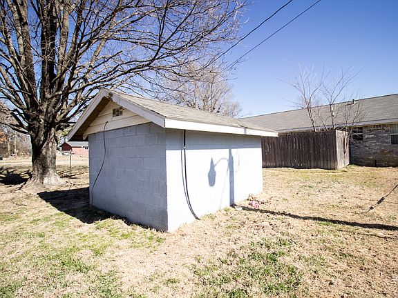 5th image of 3748 E Heritage Pkwy