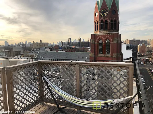 Rented by Rentopia | media 72