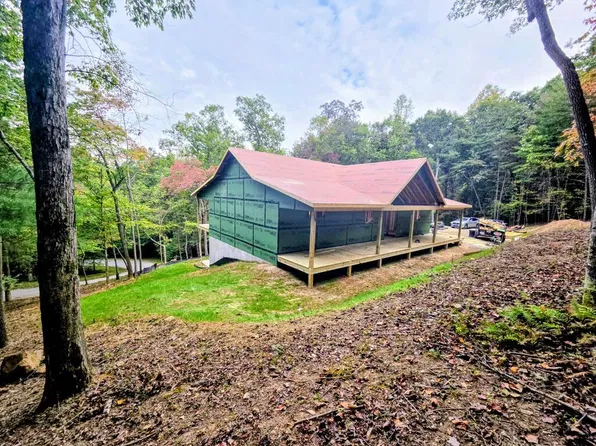 75 Townhouse Dr, Blairsville, GA 30512