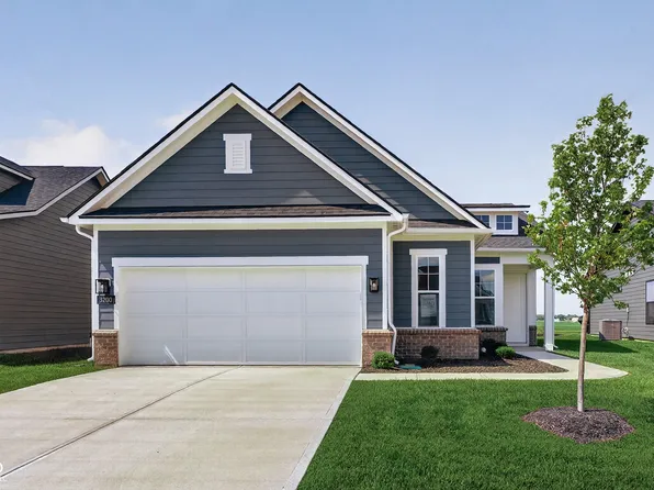 3200 Balsamroot Dr, Greenwood, IN 46143