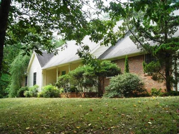 5124 Wild Smith Rd, Gainesville, GA 30506