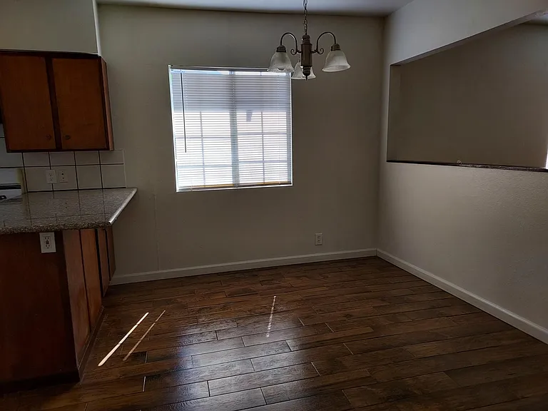 14072 Hanford Armona Rd — Photo 8