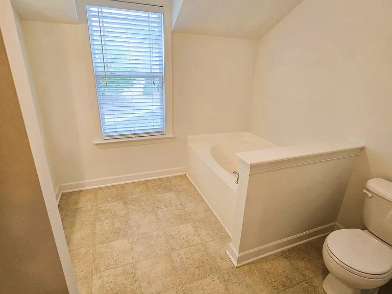 4808 Landover Keep Pl — Photo 17