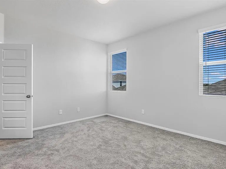2808 Totley Rd — Photo 10