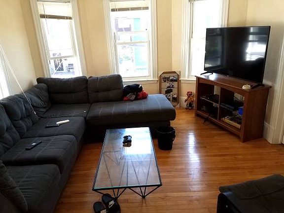 5th image of 127 Hillsdale Rd #2W