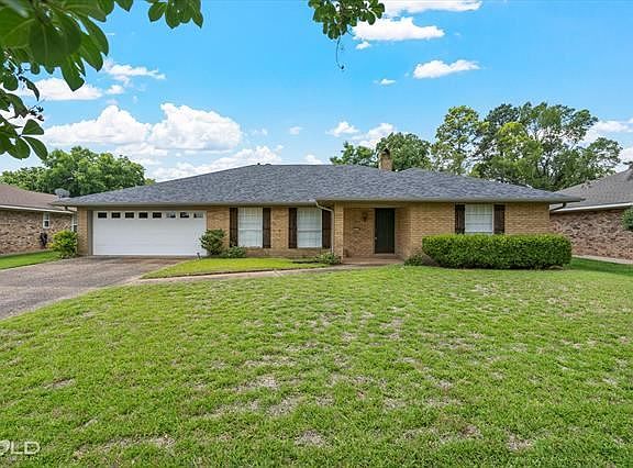 4th image of 621 Rock Hollow Dr