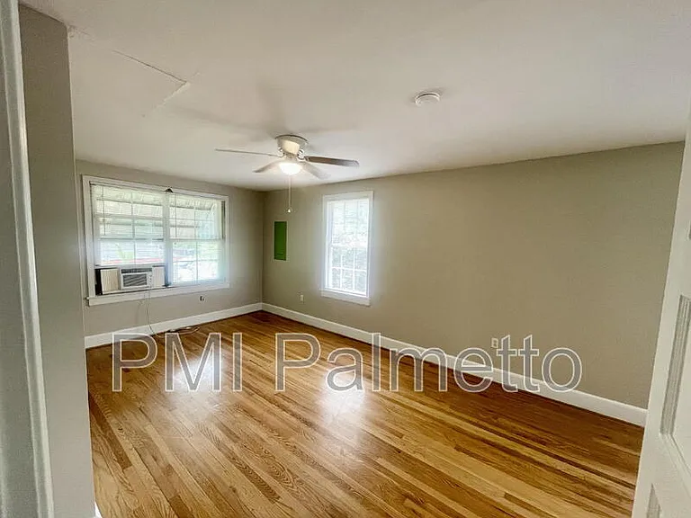 1717 Burnham St — Photo 10