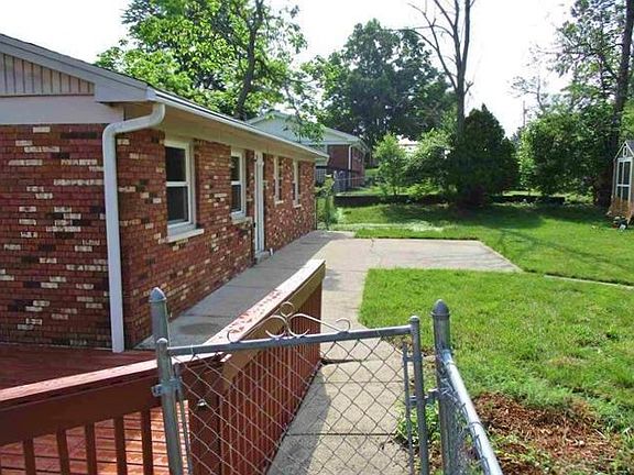 2nd image of 33 Sylvan Dr