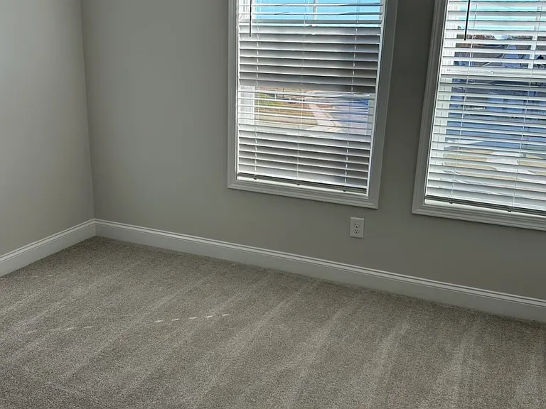3921 Runnel Hl — Photo 16