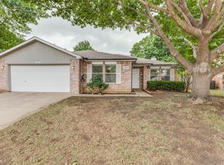 4277 Estes Park Cir, Haltom city, TX 76137