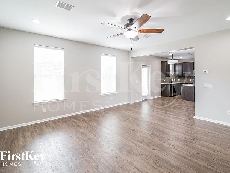 454 Northern Red Oak Dr — Photo 3