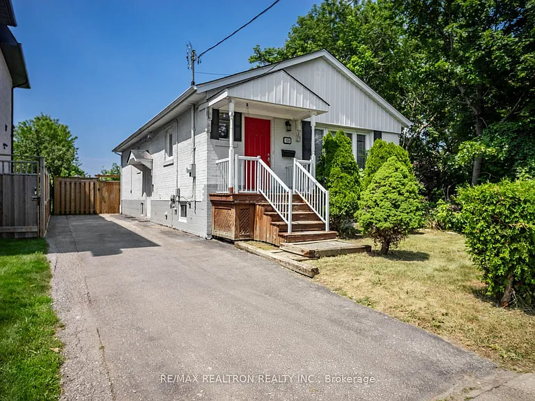 110 Gorman Park Rd — Photo 1