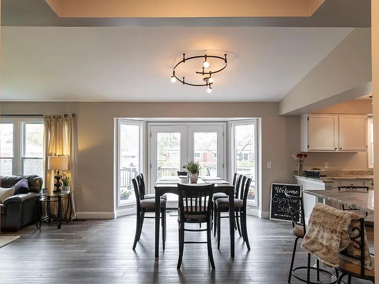 28222 Saint Louise Dr — Photo 2