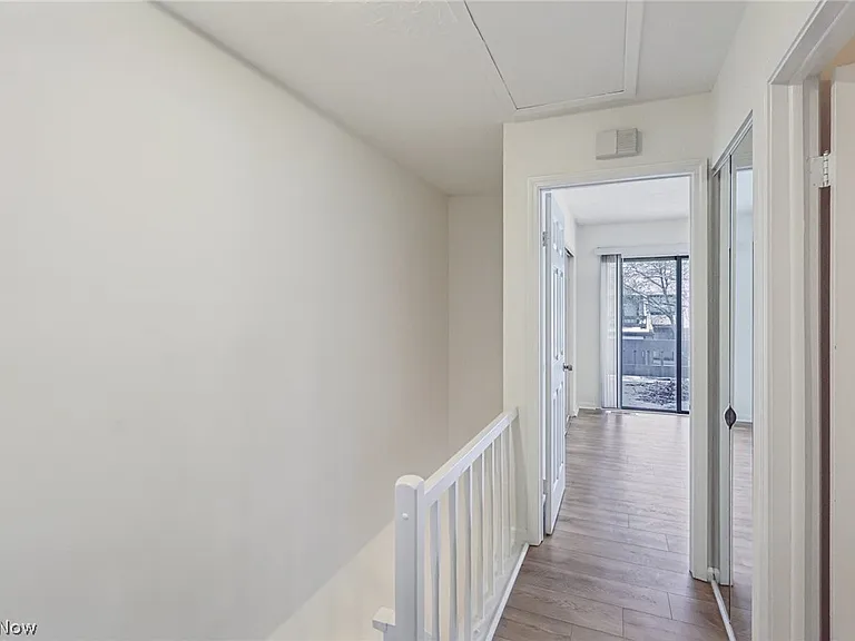 4473 Habersham Ln S — Photo 19