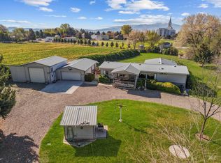 141 Hilltop Ct, Burley, ID 83318