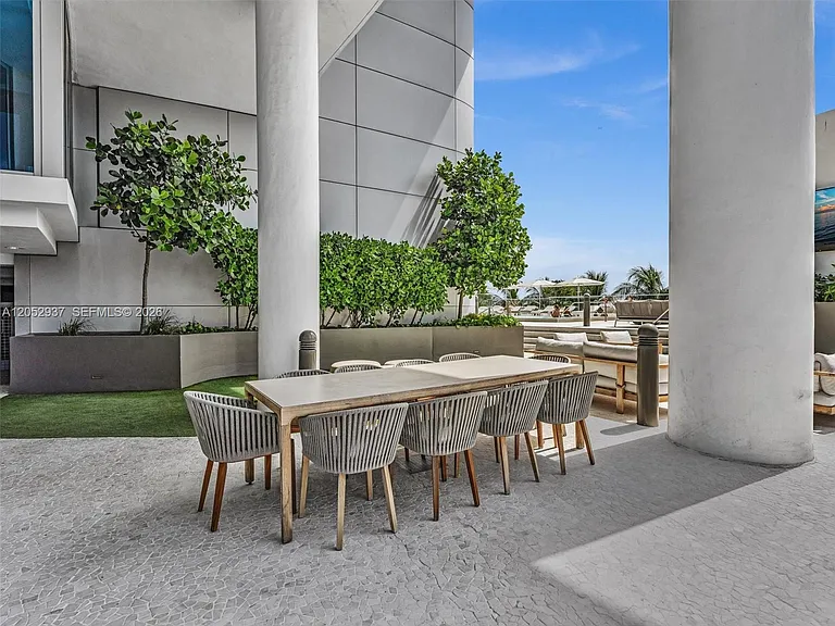 17001 Collins Ave #2106 — Photo 29