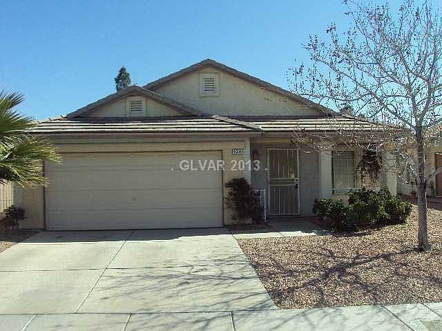 1st image of 920 Moore Oaks Ct