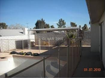 2nd image of 4764 Monterrey Ave