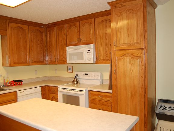 4th image of 407 Freedom Dr