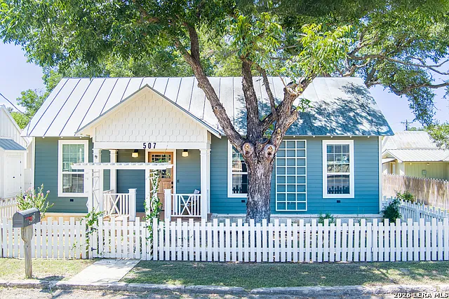 507 High St