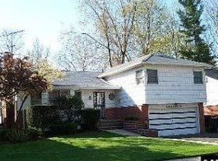 1482 Sherwood Dr, East Meadow, NY 11554