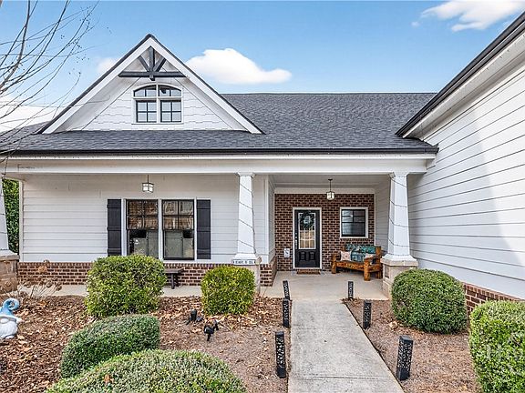 2nd image of 4772 Fairways Lane