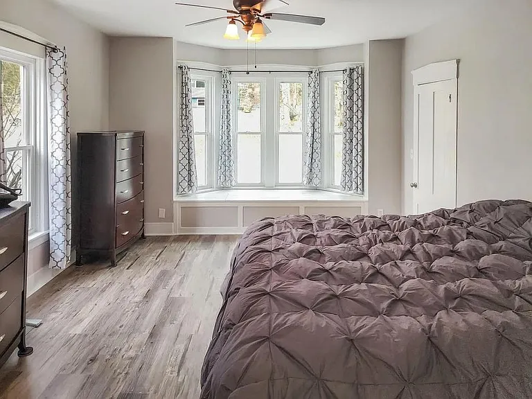 178 Meriden Rd #1 — Photo 2