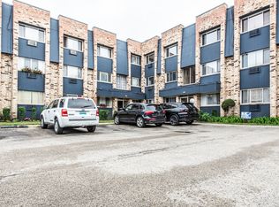 8641.5 W Foster Ave #3A, Chicago, IL 60656