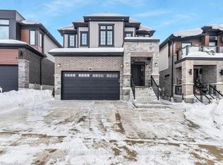 528 Nathalie Cres, Kitchener, ON N2E 0H8