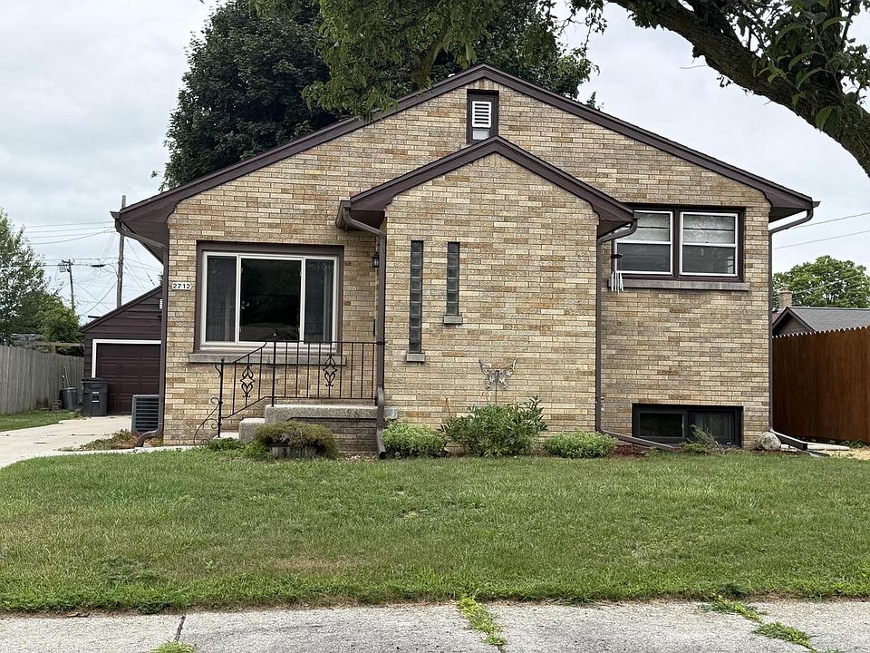 1st image of 2712 S 10th STREET