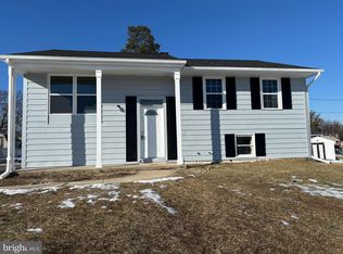 3122 Rheims Rd, Windsor Mill, MD 21244