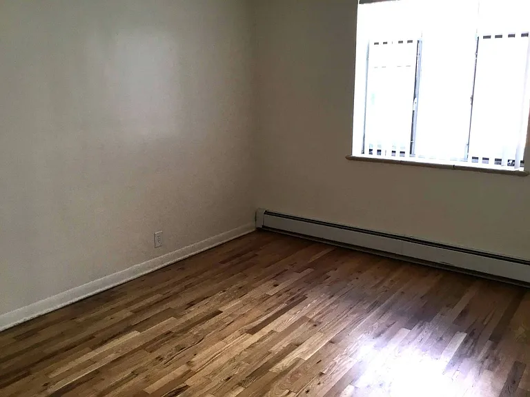 1350 Columbine St — Photo 5