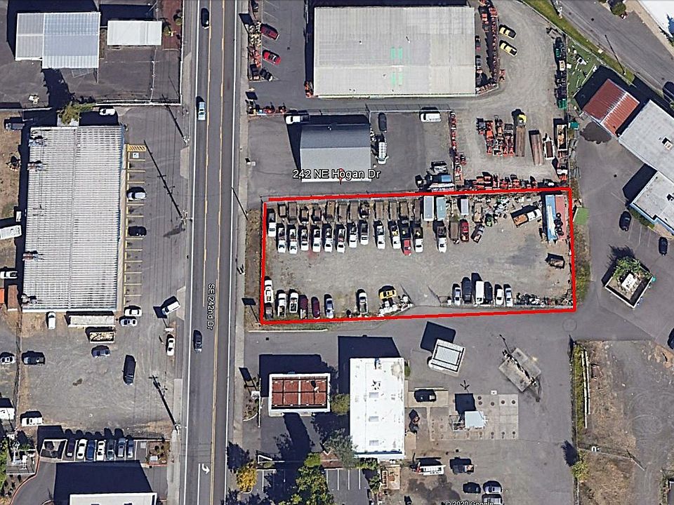2nd image of 242 NE Hogan Dr