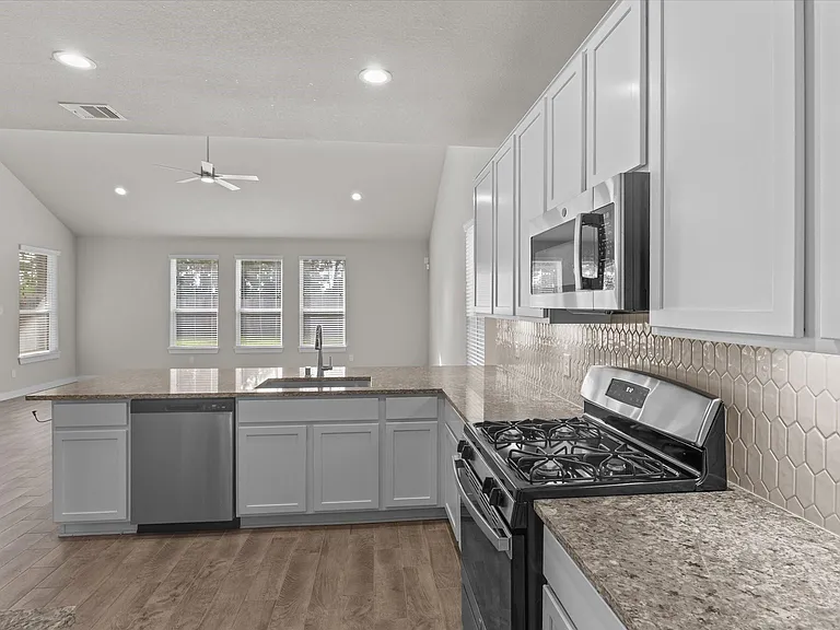 15614 Countesswells Dr — Photo 13