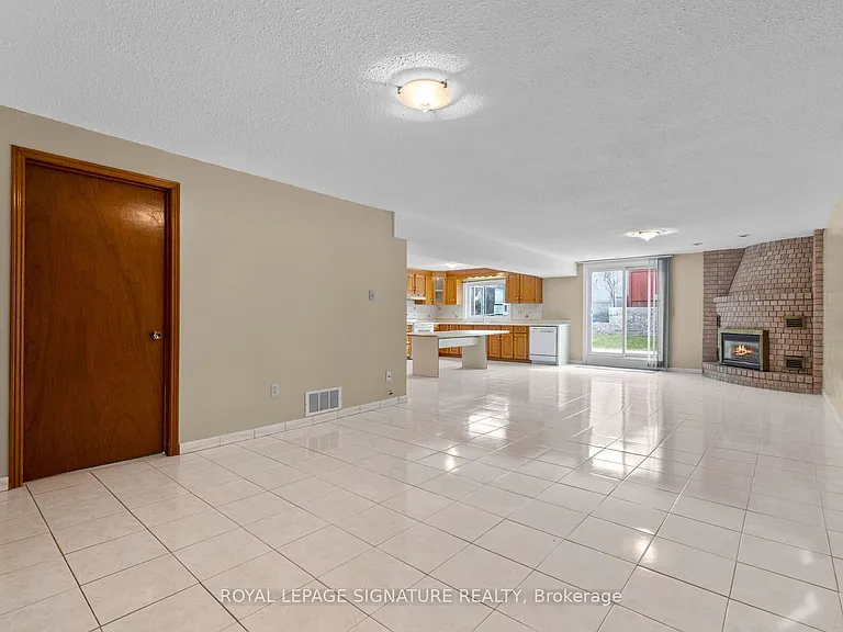 5 Acacia Ave — Photo 31