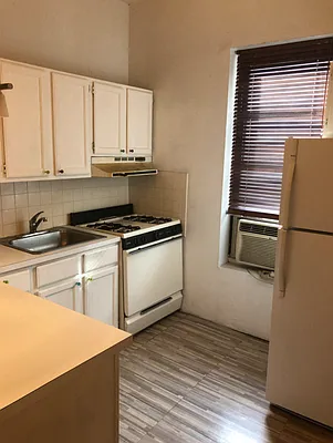 Rented by Queens Apartments Realty LLC | media 11